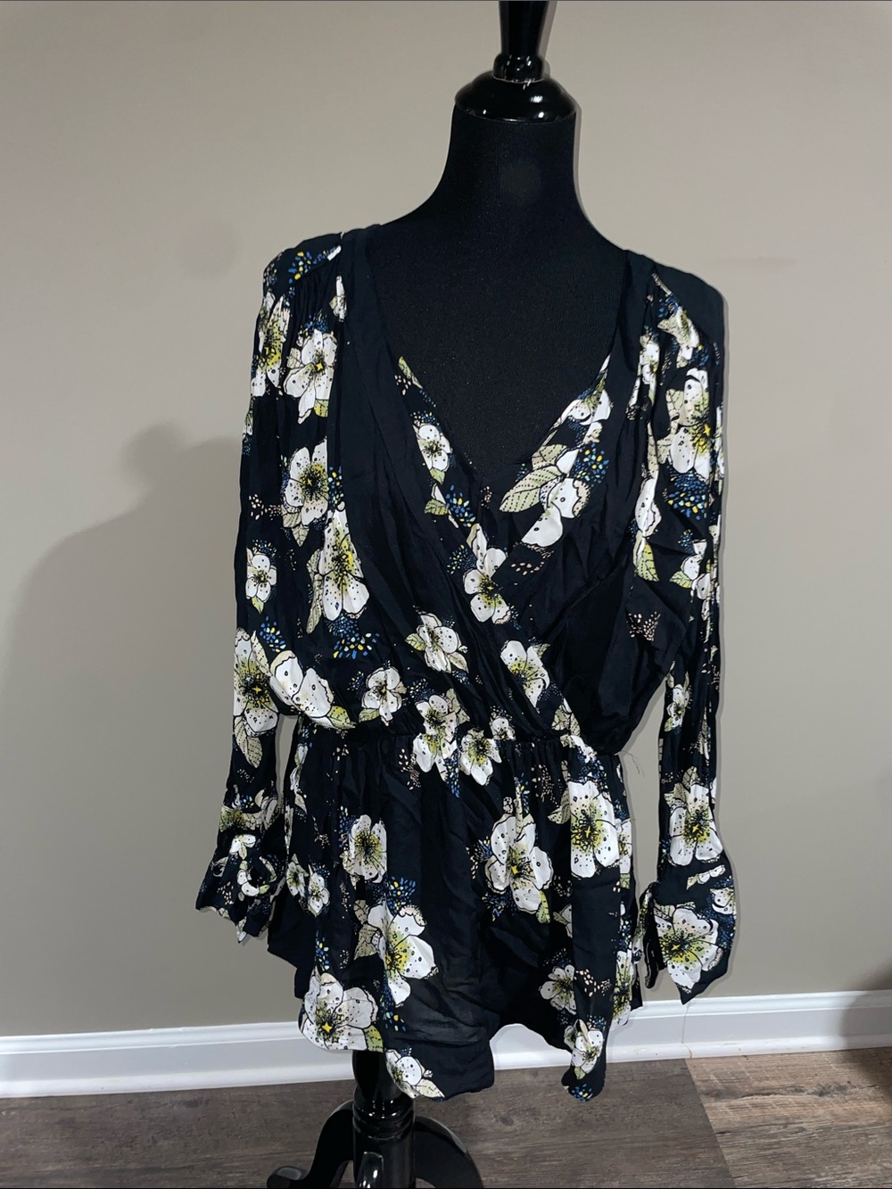 Free people Black Floral Puff Sleeve Top with Tie Detail
